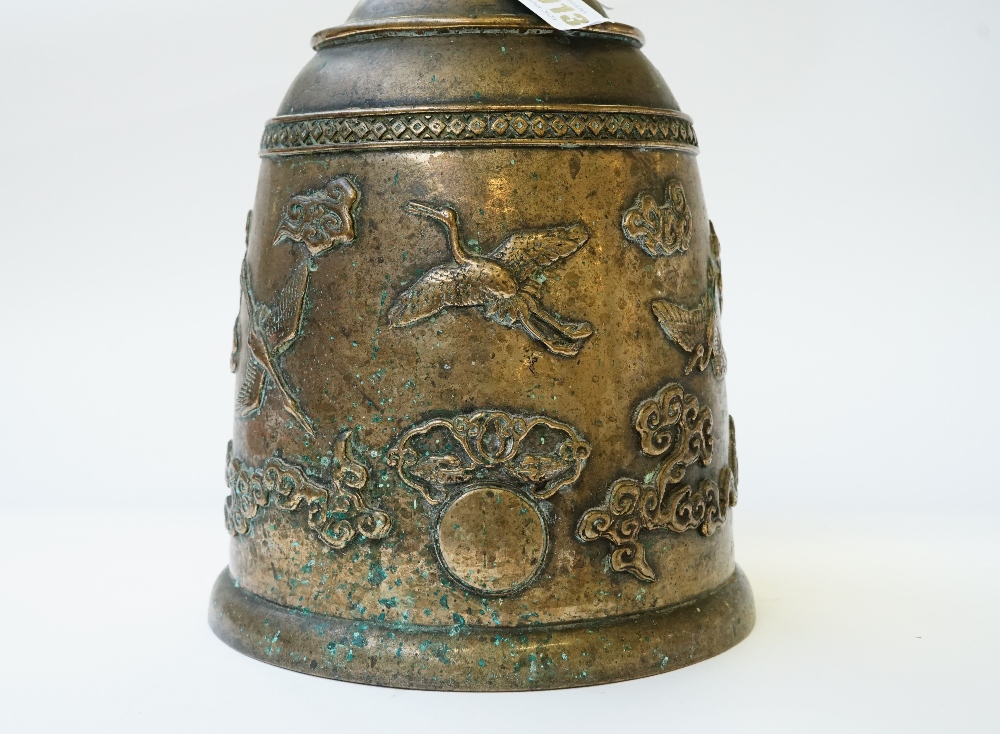 A Chinese bronze bell, 19th/20th century, - Image 9 of 11