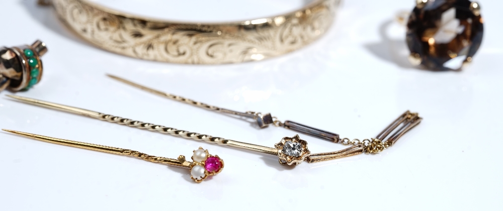 A Victorian gold and diamond set single stone stick pin, mounted with a cushion shaped diamond, - Image 2 of 2