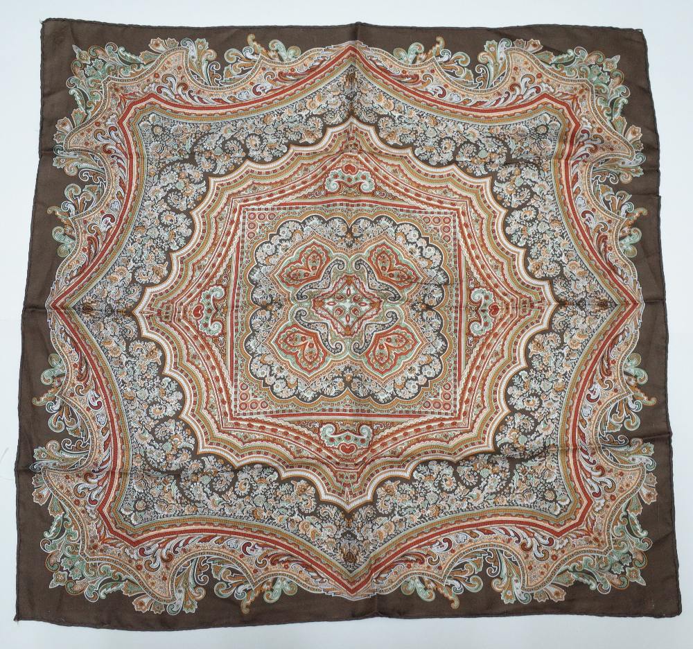 A large collection of twenty-five silk and wool scarves each printed with a paisley design, - Image 7 of 28