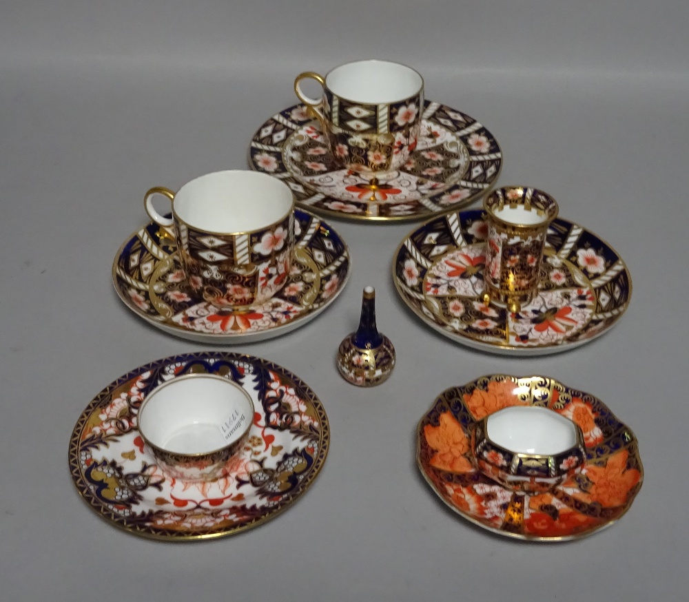 A small group of Royal Crown Derby Imari pattern porcelain, to include a small vase,
