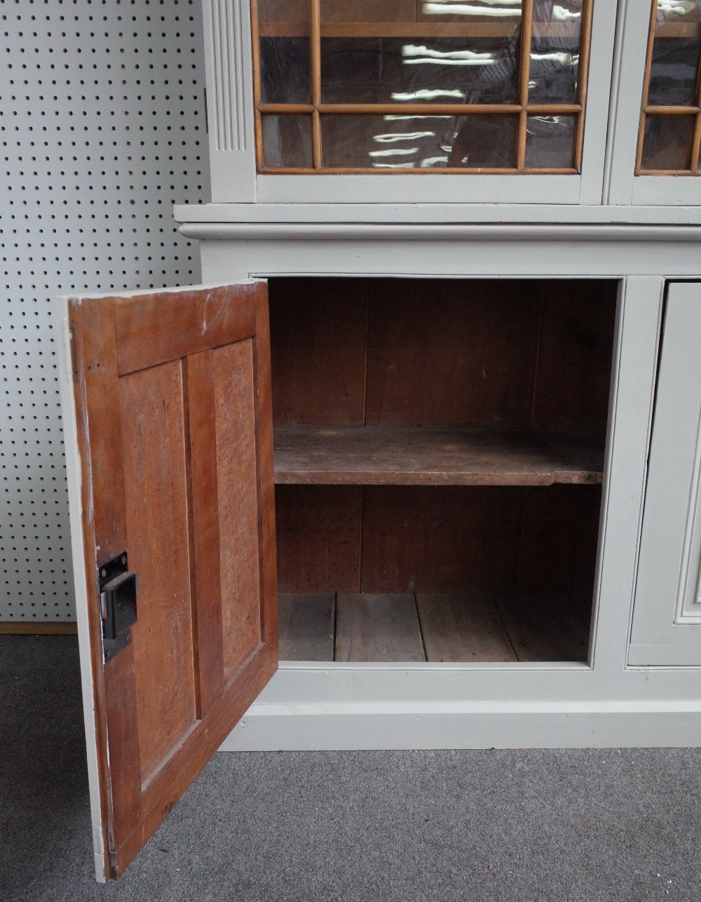 A grey painted bookcase cabinet, - Image 3 of 3