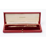 A 9ct gold cased Parker ballpoint pen, hallmarked for London, 1974,