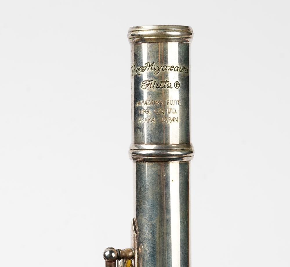 The Miyazawa Flute, Asaka Japan, the flute numbered 13325, MS-95SE, A:442, - Image 3 of 14