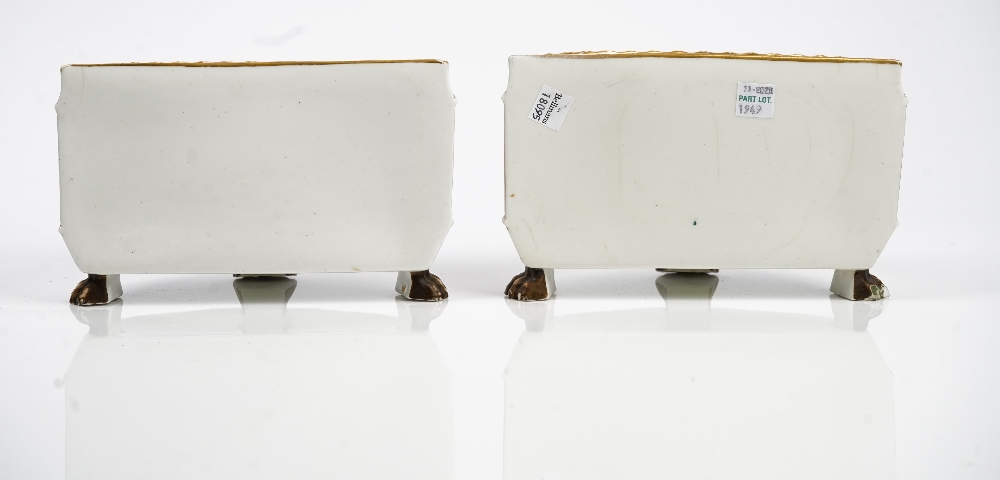 A pair of Ridgway porcelain demi-lune bulb pots, circa 1810-15, each raised on three paw feet, - Image 3 of 4