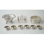 Silver, comprising; a set of six American small circular salts, detailed Sterling,