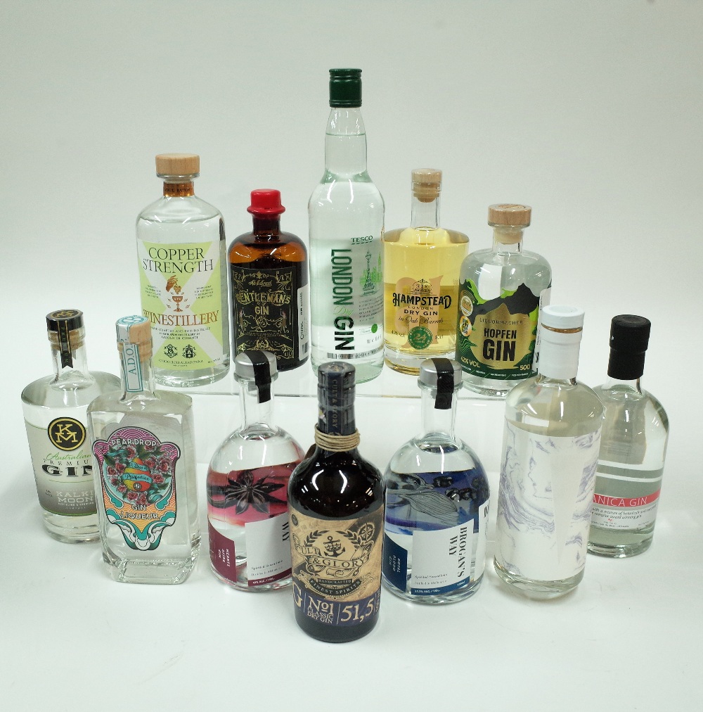 Box 4 - Gin Pear Drop Gin Liqueur Kalki Moon Gin Cult & Glory No1 Gin Brogan's Way Hearts Afire