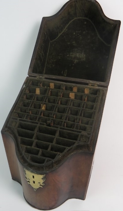 A Georgian knife box with original inter - Image 2 of 2