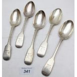 A set of five Irish dessert spoons, Dublin 1870, approx 8 troy oz/255 grams.
