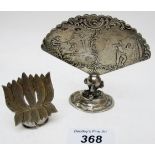 Two menu holders, one in the shape of a fan, probably Dutch, and the other marked 925.