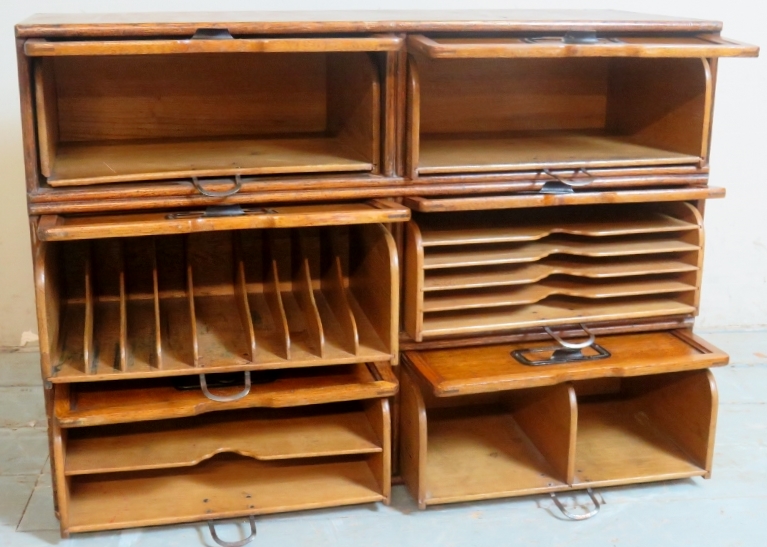 A 20th Century vintage oak table top or wall hanging filing cabinet with six drawers each having - Image 2 of 5