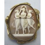 A large fine quality yellow metal cameo