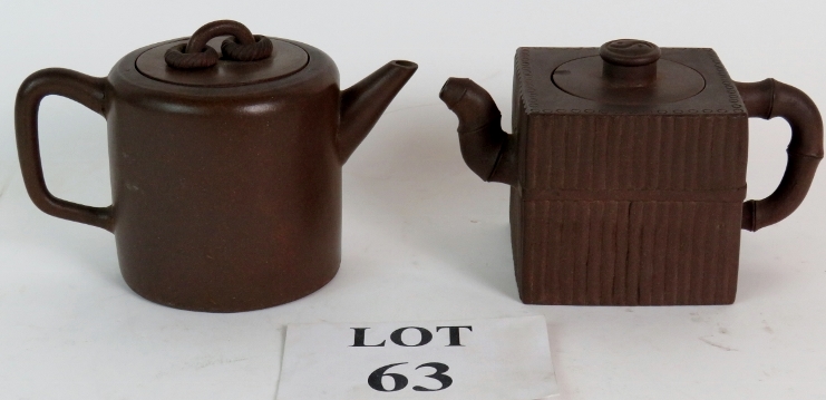 Two Chinese Yixing teapots, one of squar