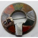 A 19th century Scottish agate brooch/pen