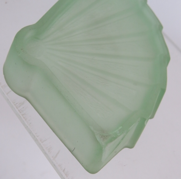 Art Deco opaque green glass eight piece - Image 6 of 6