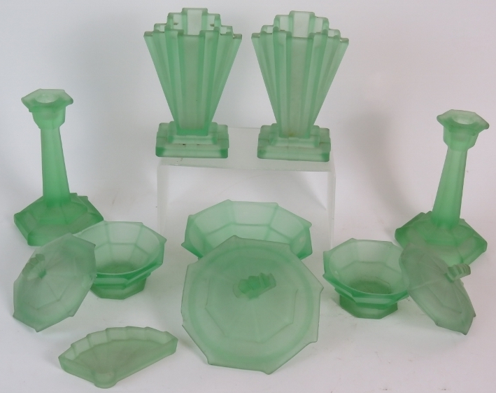 Art Deco opaque green glass eight piece - Image 2 of 6