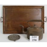 An early 20th Century oak butler's tray (62cm x 39cm),
