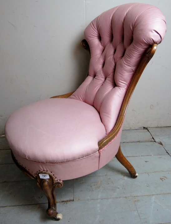 A Victorian walnut framed nursing chair upholstered in a pink button back material and terminating - Image 3 of 8