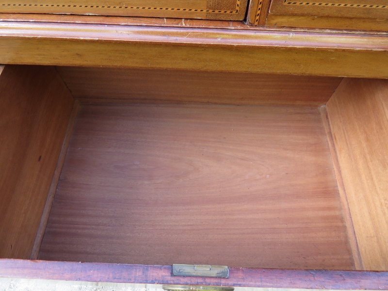 An Edwardian inlaid mahogany wardrobe with a central oval panelled cupboard door over two small - Image 7 of 7