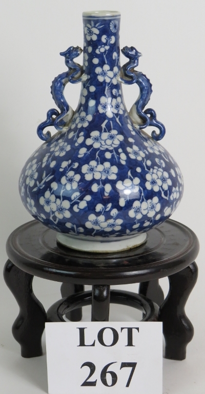 An 18th Century Chinese blue and white b