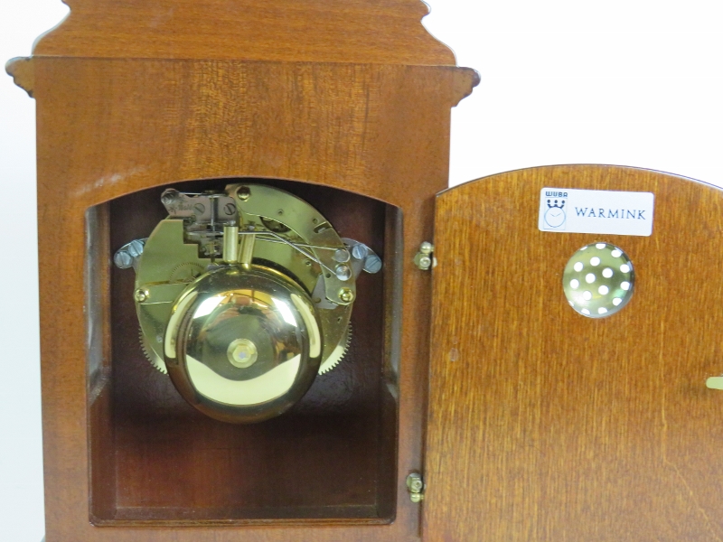 A modern Warmink striking mantel clock w - Image 5 of 6