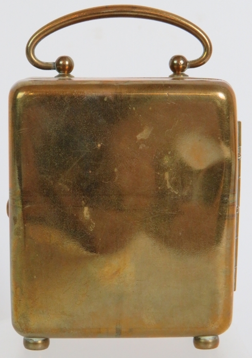 A small brass cased antique alarm clock - Image 3 of 5