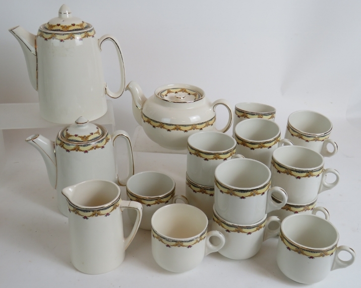 A vintage 31 piece Falcon Ware tea and coffee service, - Image 2 of 8