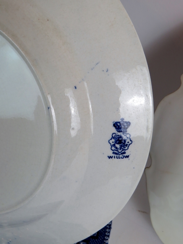 A selection of mainly 19th Century pottery and porcelain including four various, - Image 9 of 10