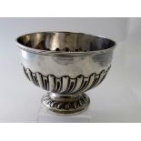 A silver pedestal bowl with spiral fluting, Chester 1908, approx weight 260 grams/8.35 troy oz.