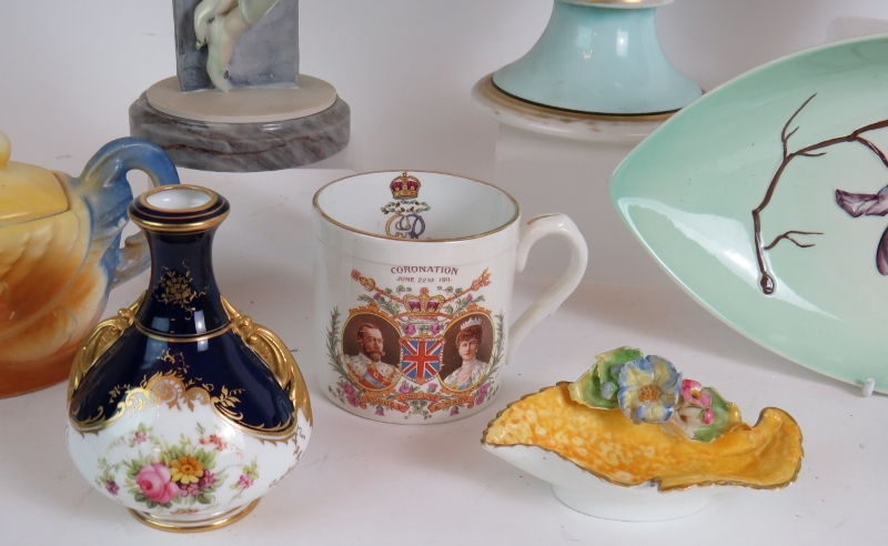 A selection of collectable ceramics including Staffordshire, Shelley, Royal Worcester, Coalport, - Image 4 of 5