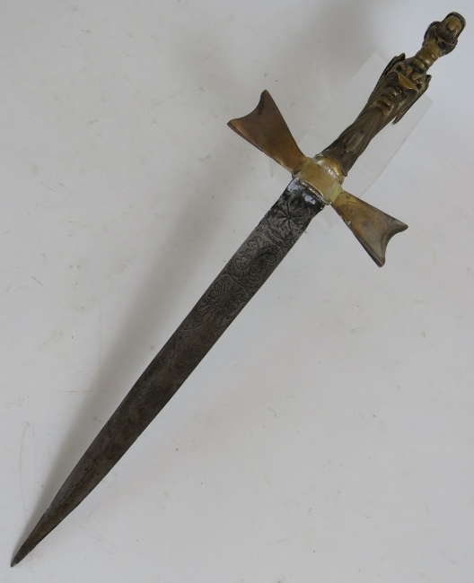 A bronze dragon handled Medieval style dagger with a highly ornate antique blade. - Bild 5 aus 7