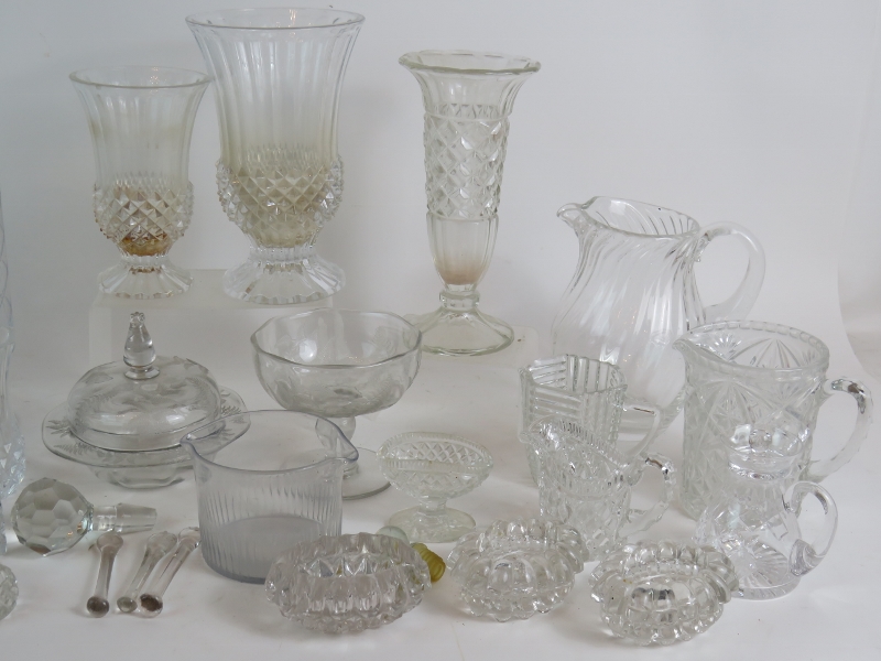 A large collection of vintage and antique glassware including vases, jugs, salts and candlesticks. - Image 3 of 5