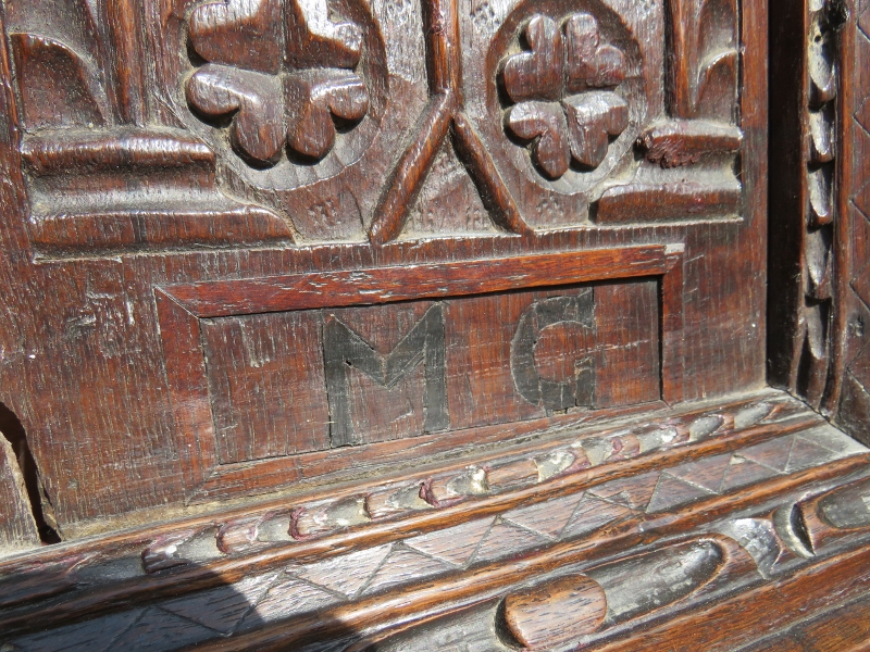 A large part 16th Century carved oak court cupboard with a central cupboard door flanked either - Image 7 of 11