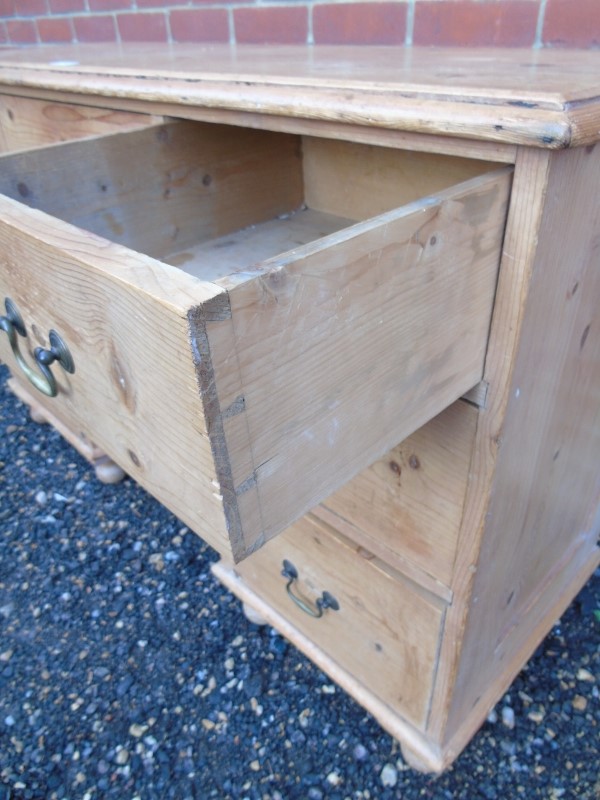 A Victorian pine break front dresser base with central drawer and cupboard, - Image 4 of 4