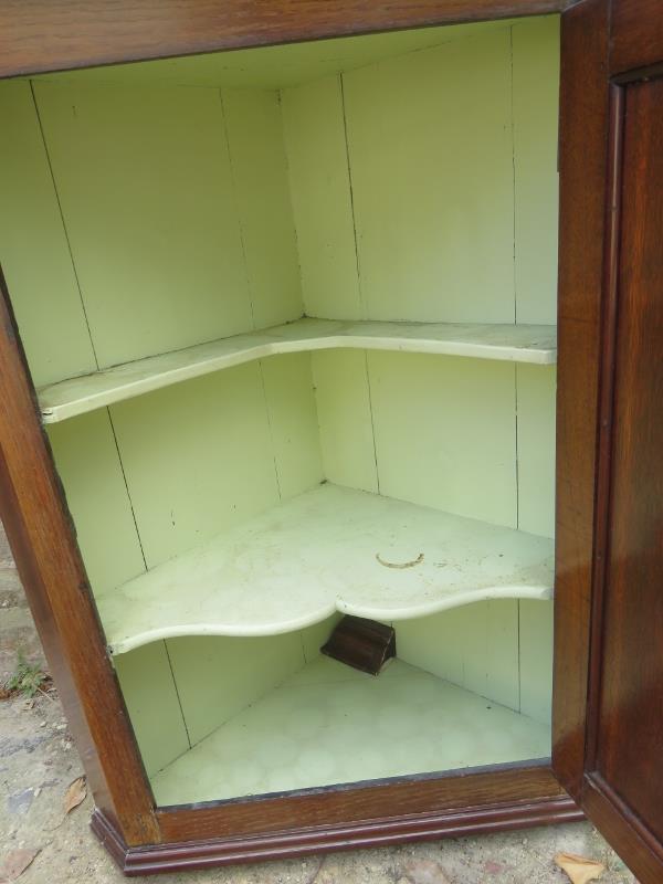 A 19th Century inlaid oak corner cabinet - Image 2 of 3