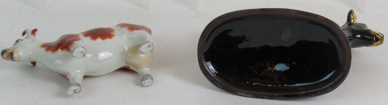 Two pottery Staffordshire Style cow crea - Image 3 of 3