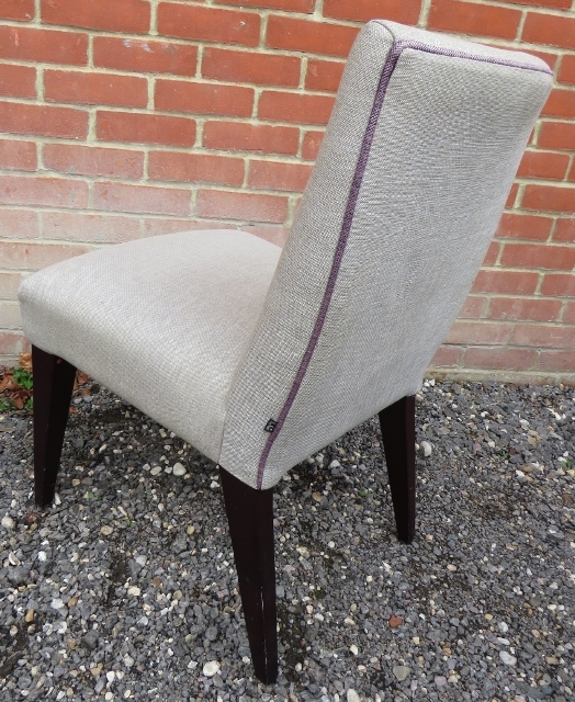 A contemporary set of four dining chairs - Image 3 of 4