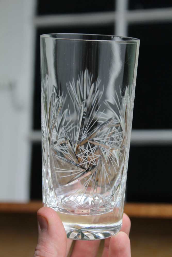 A SUITE OF PIN WHEEL CUT TABLE GLASS, includes 16 white wine, 18 red wine, 8 tumblers, 6 sherry - Image 12 of 12