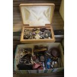 A BOX CONTAINING A SELECTION OF COSTUME JEWELLERY, COINAGE and associated items