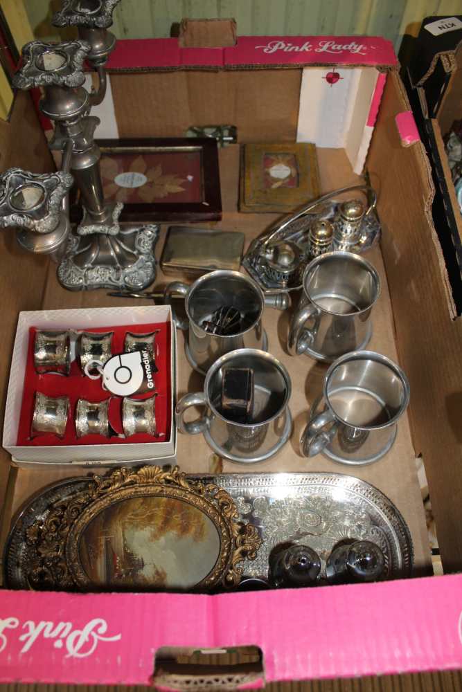 A BOX CONTAINING PREDOMINANTLY DOMESTIC METALWARES VARIOUS, and other collectable items