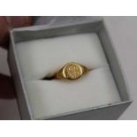 AN 18CT GOLD SIGNET RING, engraved monogram, weight; 4.5g