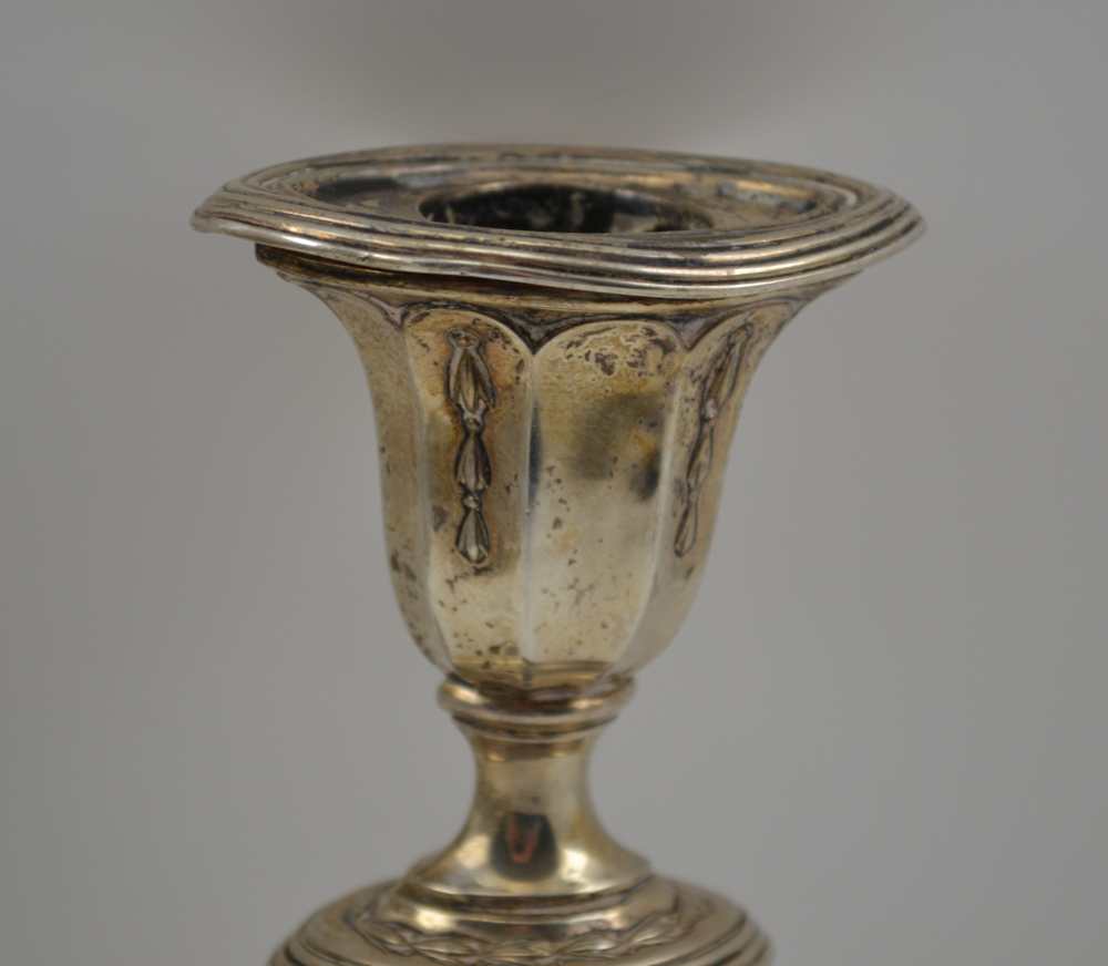 JAMES DIXON, A PAIR OF SILVER CANDLESTICKS, Sheffield 1907, fluted columns with harebell swags, on - Image 2 of 6