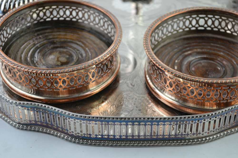 A SILVER PLATED CIRCULAR GALLERY TRAY, 46cm in diameter, together with OTHER ITEMS OF SILVER - Image 3 of 3