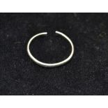 A PLAIN PLATINUM WEDDING BAND, 3.2g (cut)