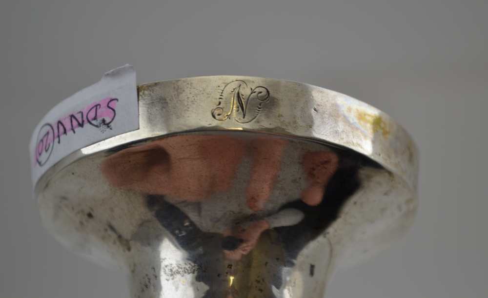 A GEORGE III SILVER WINE FUNNEL, the bowl with reeded rim, London 1815, united with a different - Image 4 of 7