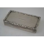 EDWARD SMITH A WILLIAM IV SILVER SNUFF BOX, having floral edged hinged cover, with engine turned
