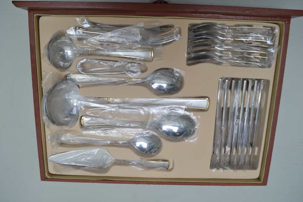 WALTMAND AND SOHN A CANTEEN OF CUTLERY FOR EIGHT PLACE SETTINGS, includes ladle etc in a polished - Image 4 of 4