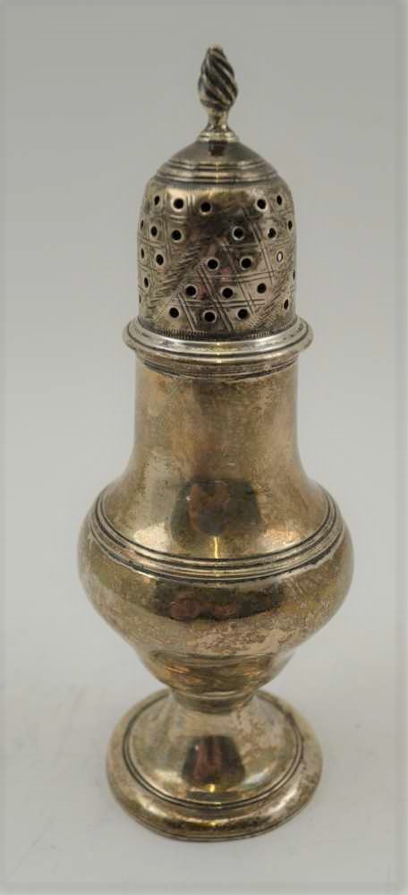 THOMAS DANIELL & JOHN WALL A GEORGE III SILVER CASTER, of baluster form, 13cm high, a silver cheroot - Image 5 of 6