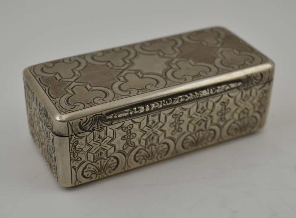 A 19TH CENTURY AUSTRO-HUNGARIAN SILVER SNUFF BOX, stylised, engraved and engine turned decoration,