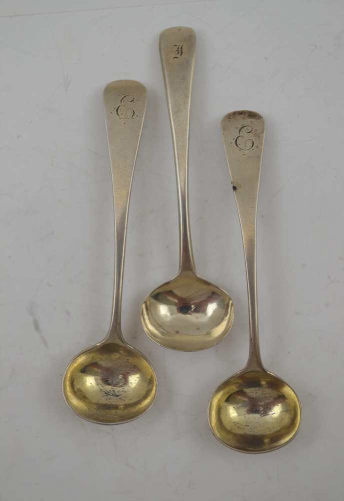 JOHN & HENRY LIAS A PAIR OF EARLY VICTORIAN SILVER CONDIMENT SPOONS, Old English design, gilded