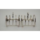 HAMILTON & INCHES A PAIR OF ART DECO SILVER TOAST RACKS, Birmingham 1936, combined weight; 82g